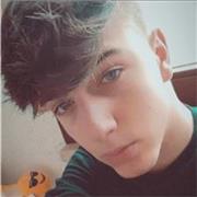 Diplomato all'istituto tecnico economico si rende disponibile per ripetizioni ed aiuto compiti nelle seguenti discipline: inglese, tedesco e spagnolo per le superiori, tutte le materie per medie ed elementari